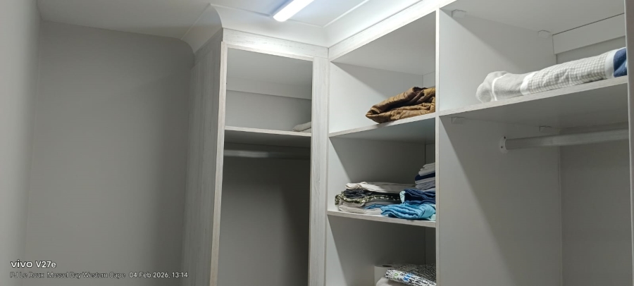 2 Bedroom Property for Sale in Hartenbos Central Western Cape